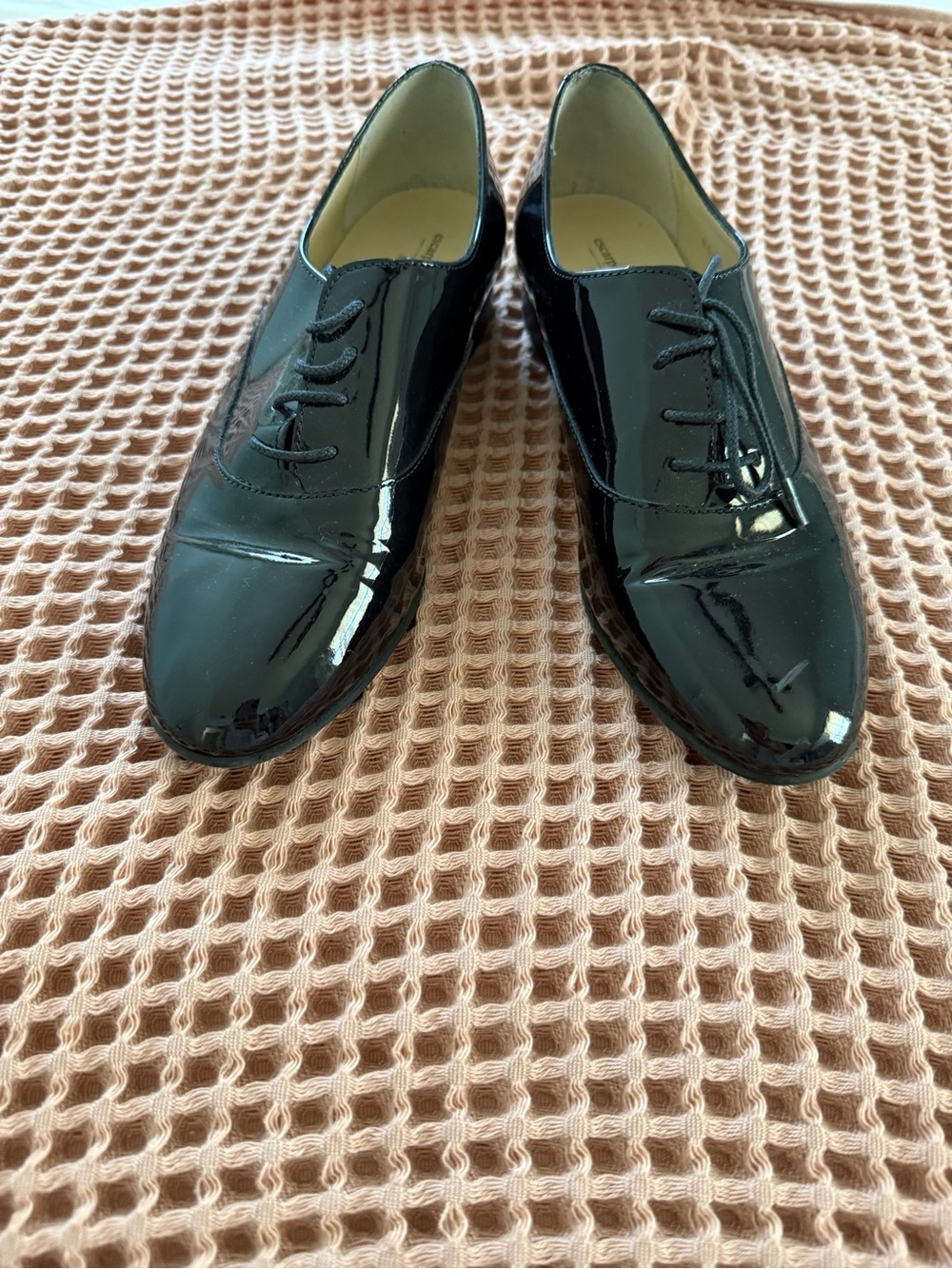 Patent Leather navy Women's Lace-Up Flats